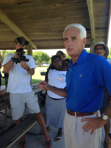Charlie Crist visits the St Lucie River/Indian River Lagoon October 3, 2014. Photo by Jacqui Thurlow-Lippisch.)